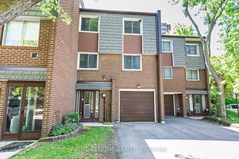 Photo 40 at 42 Vicora Linkway, Flemingdon Park, Toronto