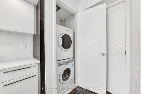 Photo 6 at 2902 - 15 Grenville Street, Bay Street Corridor, Toronto