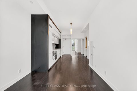 Photo 8 at 2902 - 15 Grenville Street, Bay Street Corridor, Toronto