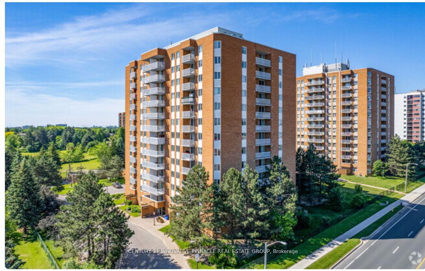 402 - 15 Sewells Road, Malvern, Toronto 
