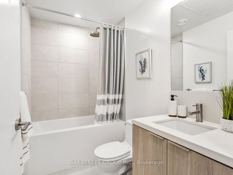 Photo 8 at 1908 - 2020 Bathurst Street, Cedarvale, Toronto