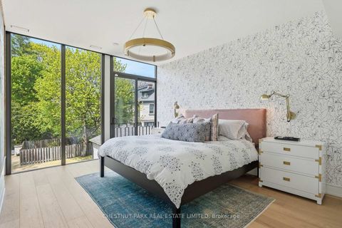 Photo 10 at 154 Cottingham Street, St. Clair, Toronto
