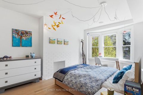 Photo 14 at 154 Cottingham Street, St. Clair, Toronto