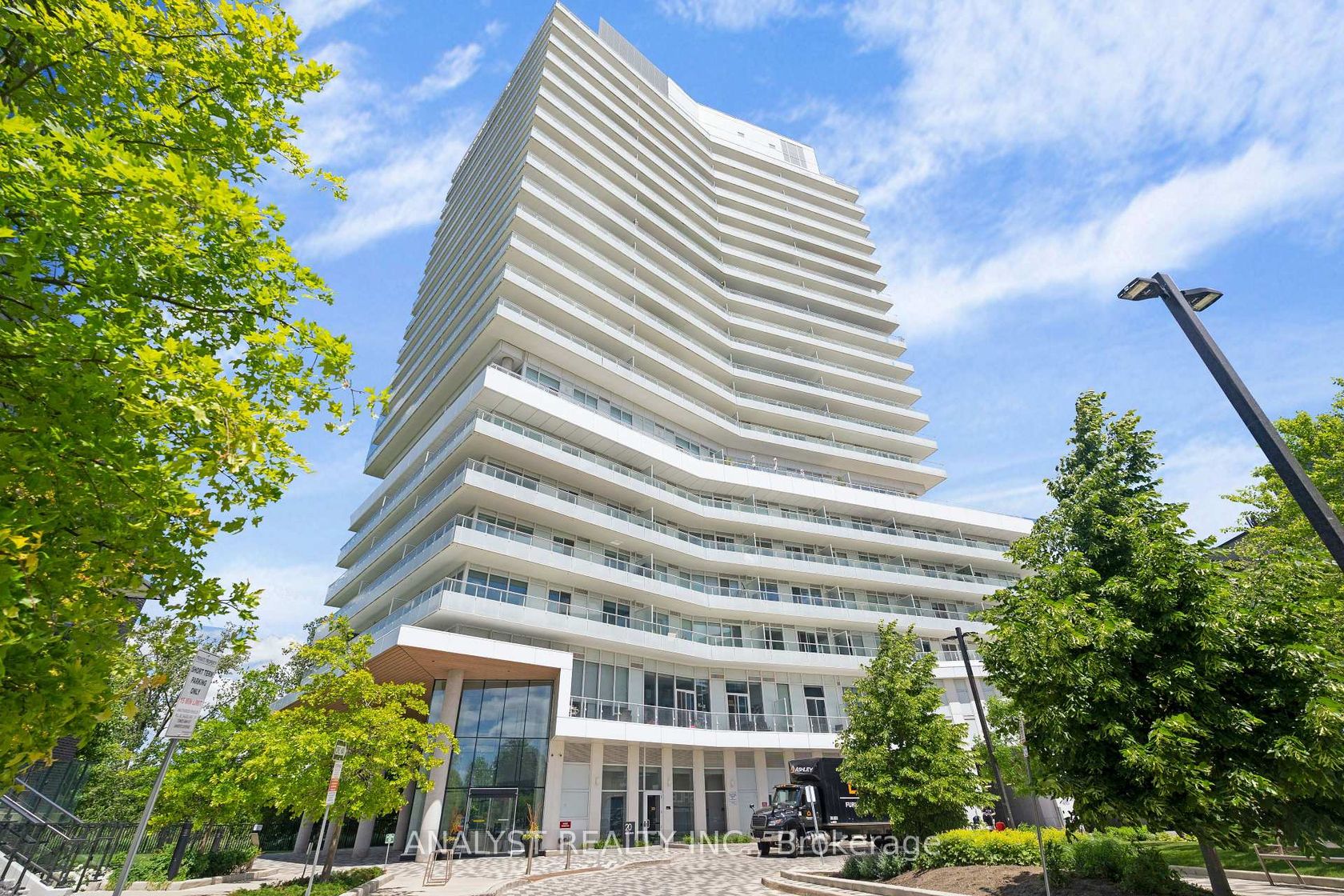 103 - 20 Brin Drive, Humber Valley, Toronto photo 8