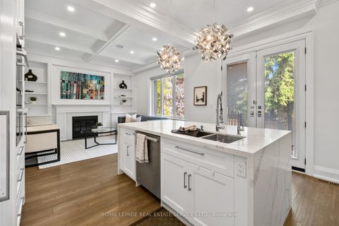 Photo 15 at 5 Kirk Bradden Road W, Queensway, Toronto