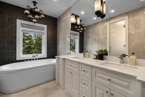 Photo 23 at 5 Kirk Bradden Road W, Queensway, Toronto