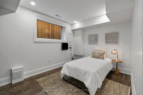 Photo 36 at 5 Kirk Bradden Road W, Queensway, Toronto