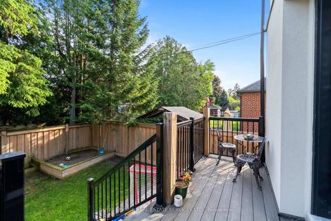 Photo 39 at 5 Kirk Bradden Road W, Queensway, Toronto