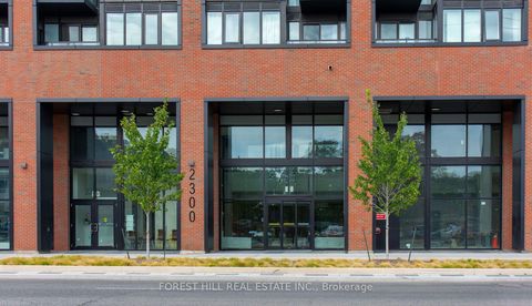 Photo 1 at 725 - 2300 ST CLAIR Avenue W, Junction Area, Toronto
