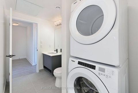 Photo 15 at 725 - 2300 ST CLAIR Avenue W, Junction Area, Toronto