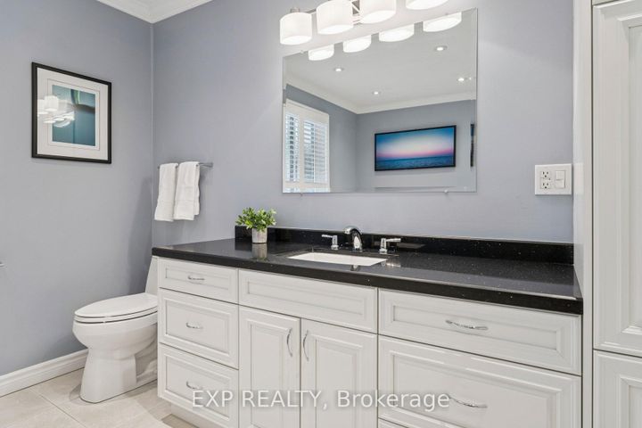 Photo 24 at 209 Nottingham Drive, CP College Park, Oakville