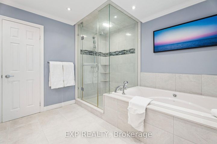 Photo 26 at 209 Nottingham Drive, CP College Park, Oakville