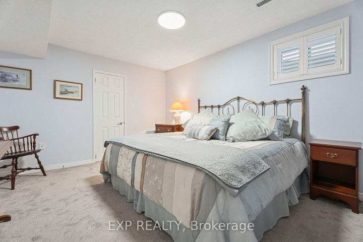 Photo 35 at 209 Nottingham Drive, CP College Park, Oakville