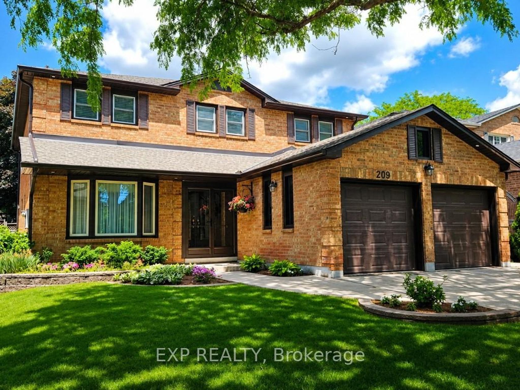 209 Nottingham Drive, CP College Park, Oakville 2