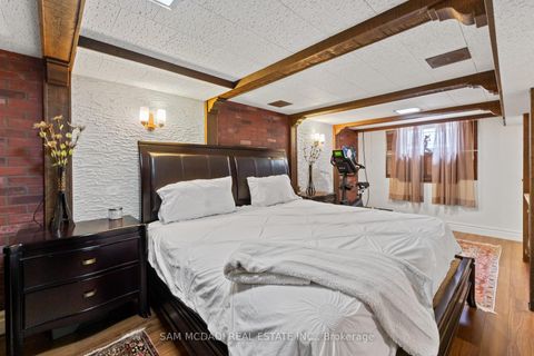 Photo 15 at 57 Westglen Crescent, City Centre West, Toronto
