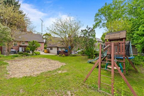 Photo 34 at 57 Westglen Crescent, City Centre West, Toronto