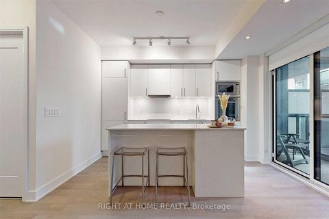 Photo 5 at 408 - 88 Cumberland Street, Annex, Toronto