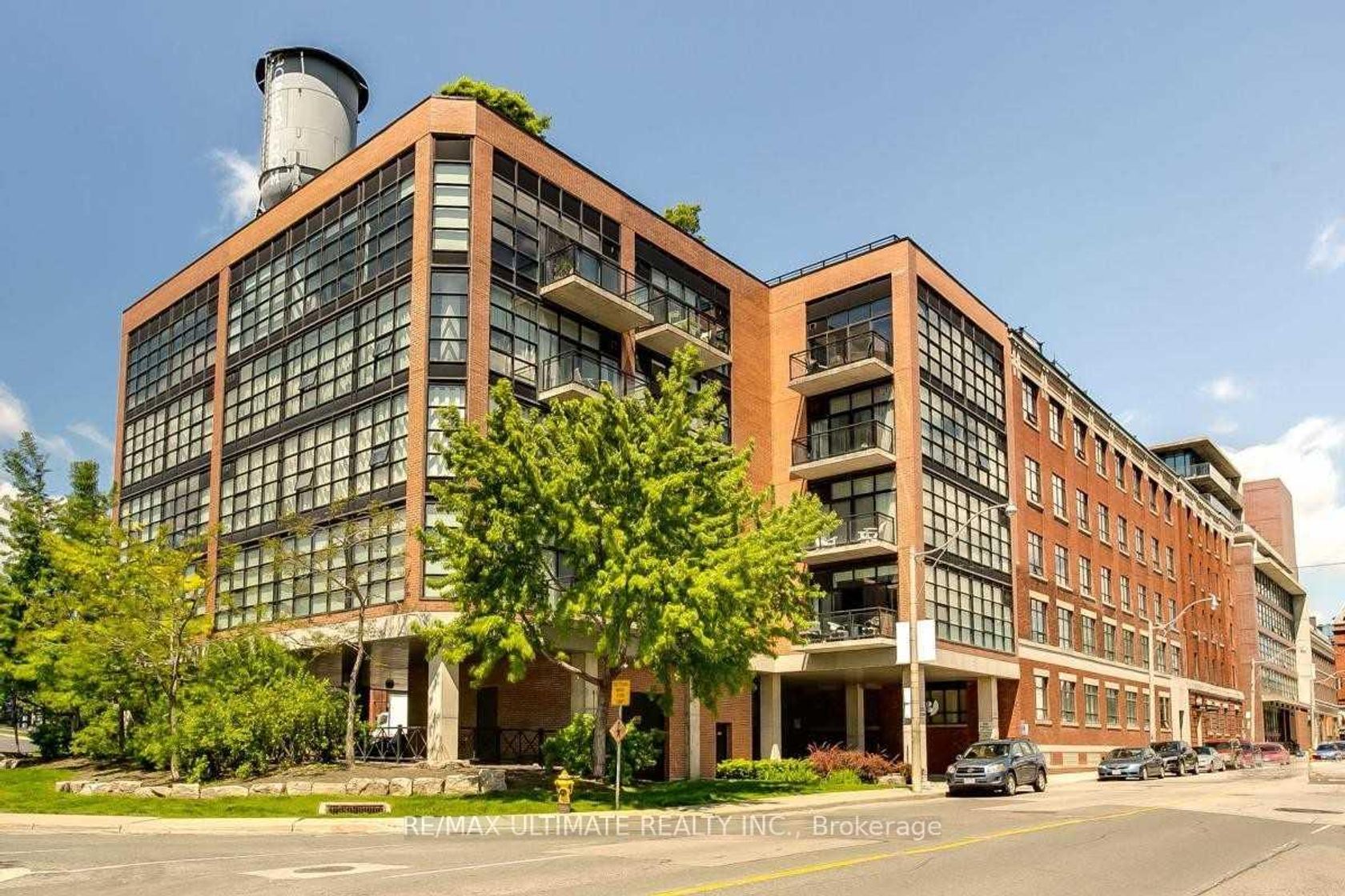 523 - 68 Broadview Avenue, South Riverdale, Toronto 