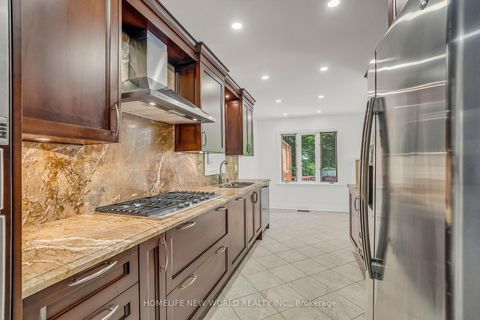 Photo 16 at 351 Lawrence Avenue W, Nortown, Toronto