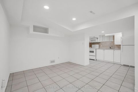 Photo 34 at 351 Lawrence Avenue W, Nortown, Toronto