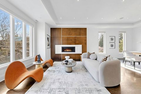 Photo 1 at 220 Roe Avenue, Nortown, Toronto