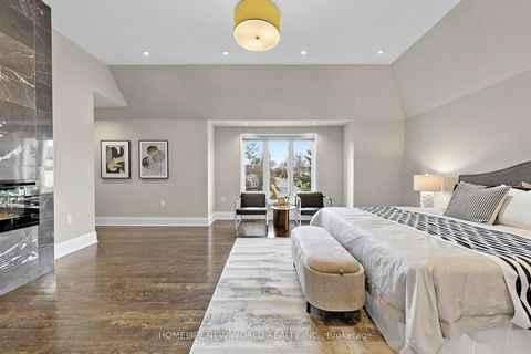 Photo 17 at 220 Roe Avenue, Nortown, Toronto