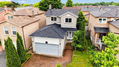 Photo 3 at 70 Halfmoon Square, Highland Creek, Toronto