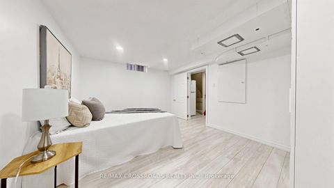 Photo 41 at 70 Halfmoon Square, Highland Creek, Toronto