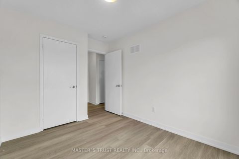 Photo 25 at 183 Harding Park Street, Glenway Estates, Newmarket