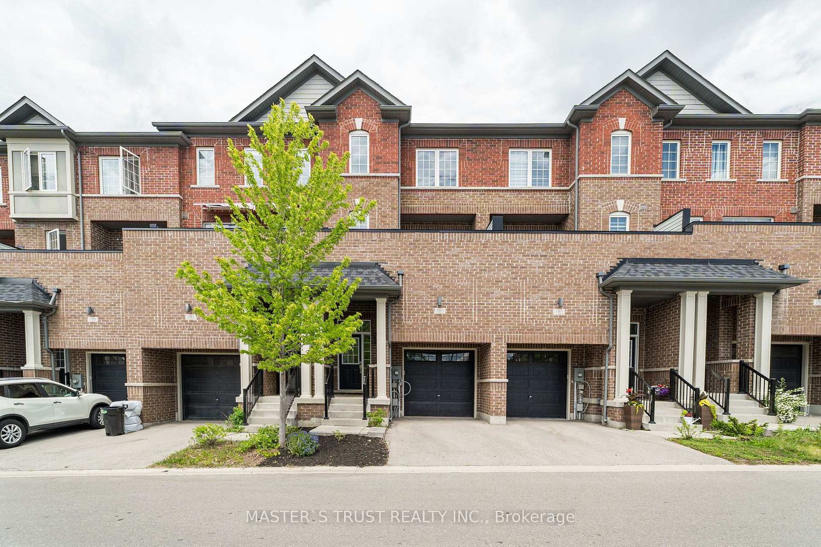 183 Harding Park Street, Glenway Estates, Newmarket photo 2