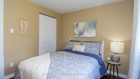 Photo 12 at 18 Jill's Court, Grove East, Barrie