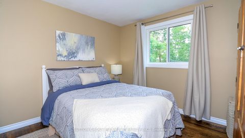 Photo 13 at 18 Jill's Court, Grove East, Barrie