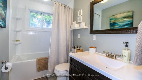 Photo 15 at 18 Jill's Court, Grove East, Barrie