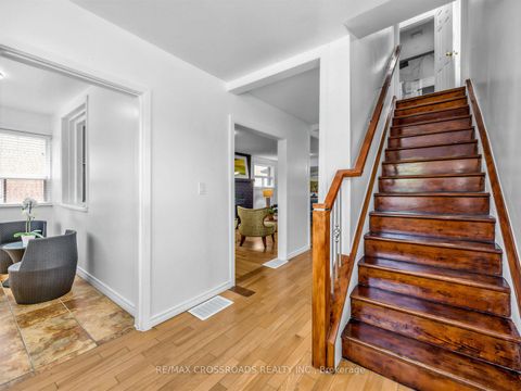 Photo 4 at 80 Gray Avenue, Smythe, Toronto