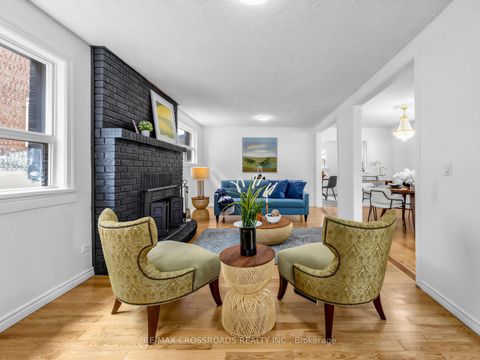 Photo 8 at 80 Gray Avenue, Smythe, Toronto