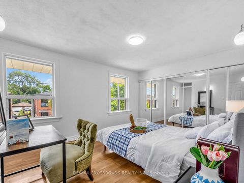 Photo 15 at 80 Gray Avenue, Smythe, Toronto