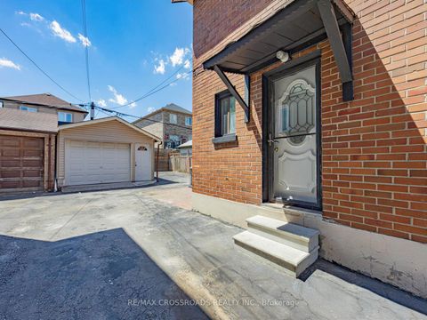 Photo 28 at 80 Gray Avenue, Smythe, Toronto