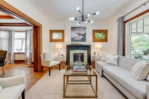 Photo 8 at 151 Waverley Road, The Beaches, Toronto