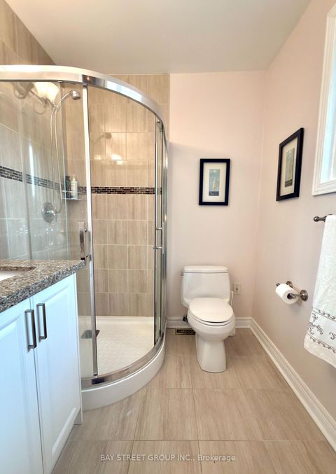 Photo 17 at 43 Appian Drive, Bayview Village, Toronto