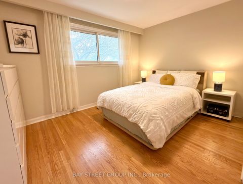 Photo 20 at 43 Appian Drive, Bayview Village, Toronto