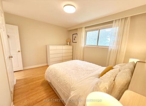 Photo 24 at 43 Appian Drive, Bayview Village, Toronto