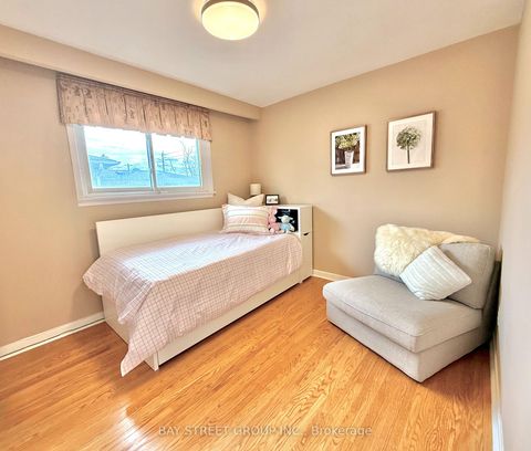 Photo 26 at 43 Appian Drive, Bayview Village, Toronto