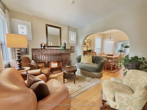 Photo 1 at 92 Eileen Avenue, Smythe, Toronto