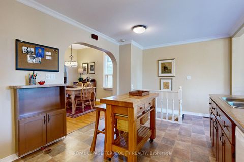 Photo 13 at 92 Eileen Avenue, Smythe, Toronto