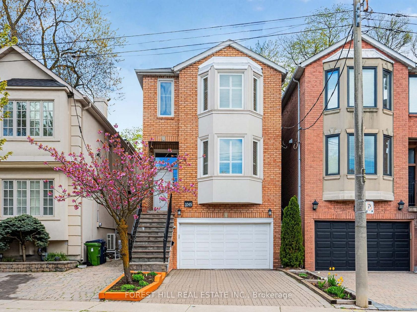 1045 Spadina Road, Forest Hill North, Toronto photo number 2