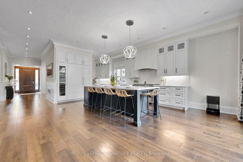 Photo 15 at 54 Lockheed Boulevard, Humber Heights, Toronto