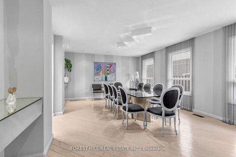Photo 15 at 43 Beaverhall Drive, Windfields, Toronto