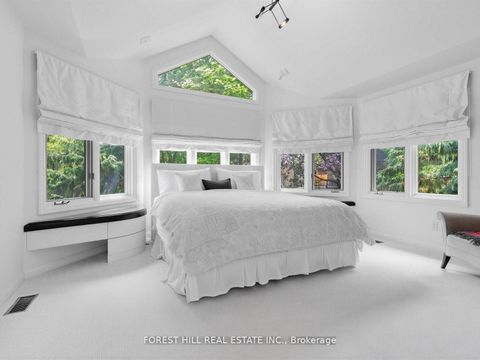 Photo 21 at 43 Beaverhall Drive, Windfields, Toronto