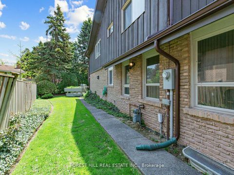 Photo 36 at 43 Beaverhall Drive, Windfields, Toronto