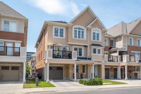 Photo 1 at 98 Howe Avenue, Birchmount, Toronto